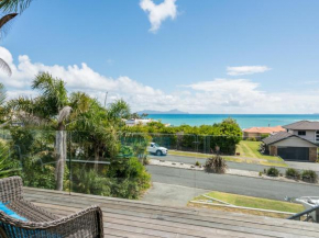 Ocean Oasis - Langs Beach Holiday Home